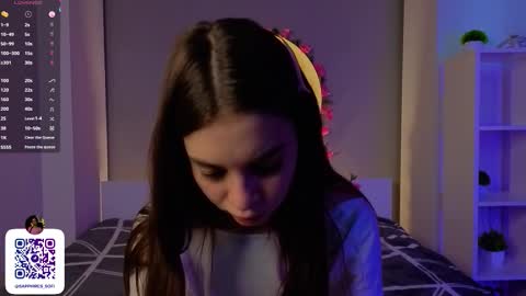 Sophie online show from February 2026 06:06:02 AM