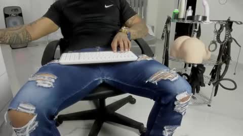 leather_king_of_bitches online show from May 2026 08:25:01 PM