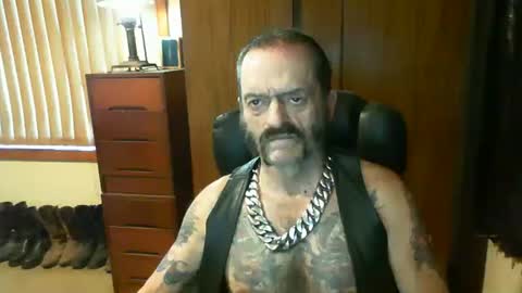 Snapshot of leathergreaser chatting on March 2025 11:54:02 PM leathergreaser online show from March 2025 11:54:02 PM