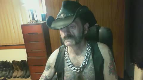 leathergreaser online show from March 2026 06:47:02 PM
