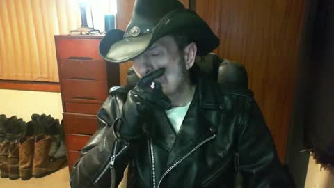 leathergreaser online show from July 2026 07:29:02 PM