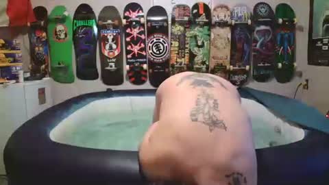 Snapshot of leatherluvefuck chatting on February 2026 02:18:01 AM kinky dirty fuck online show from February 2026 02:18:01 AM