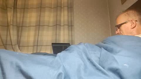 lechertachatte4444 online show from September 2025 10:15:02 PM