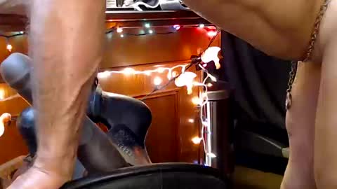 Lee Cox online show from October 2025 01:59:01 AM