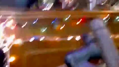 Lee Cox online show from November 2025 07:18:02 AM