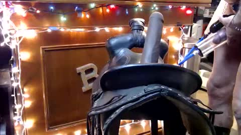 Lee Cox online show from November 2025 02:23:01 AM