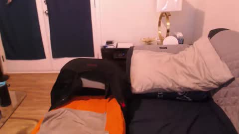 Snapshot of leeguy_hugedick chatting on November 2025 07:29:02 AM Ebony DeafGuy online show from November 2025 07:29:02 AM