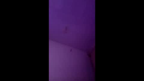 Snapshot of leemen33 chatting on September 2025 10:48:02 AM Michael online show from September 2025 10:48:02 AM