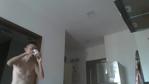 leeminhao online show from October 2025 01:37:02 AM