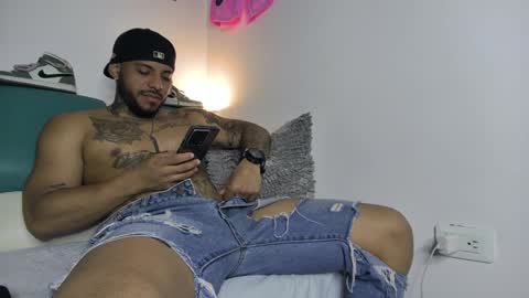 leenar_key online show from January 2025 03:48:01 AM