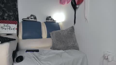 leenar_key online show from January 2025 11:24:01 PM