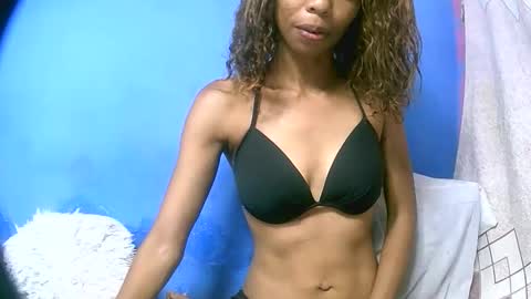 leeromi online show from February 2026 11:55:01 AM