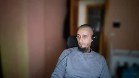 lefrenchiies online show from November 2025 04:40:02 PM