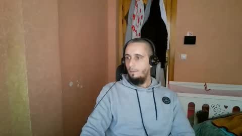 lefrenchiies online show from February 2026 10:19:01 AM