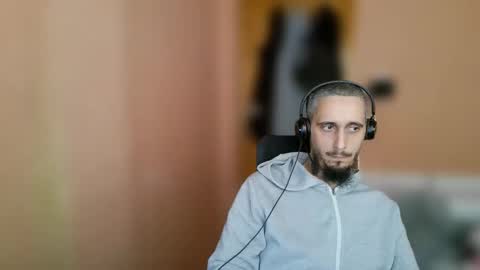 lefrenchiies online show from February 2026 11:54:02 AM