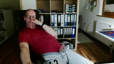 Dave online show from April 2026 10:11:02 PM