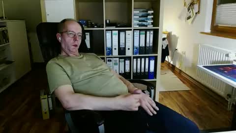 Dave online show from April 2026 09:39:01 PM