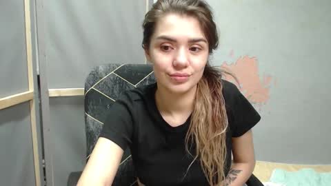 Snapshot of legenda_liya chatting on November 2025 04:57:02 PM Liya online show from November 2025 04:57:02 PM