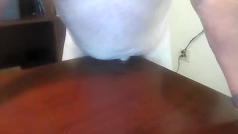 leglvr123 online show from April 2026 04:56:02 PM