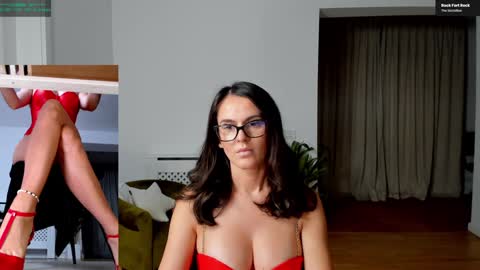 Elle  online show from October 2025 02:25:02 PM