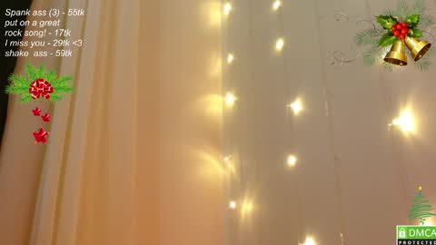 hey Im Leia and I love rock  online show from December 2024 07:36:01 PM