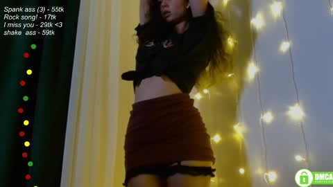 hey Im Leia and I love rock  online show from February 2025 06:08:02 PM