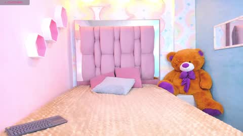 LEIGH ANGELS online show from January 2025 10:41:02 PM