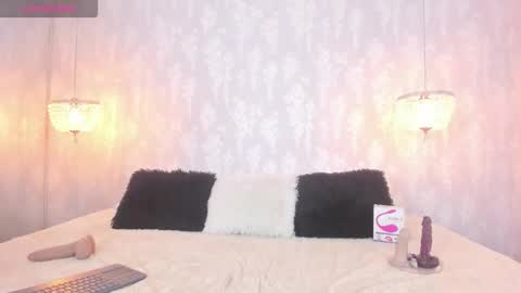 LEIGH ANGELS online show from November 2025 10:10:02 PM