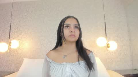 Snapshot of leigh_angels chatting on June 2026 09:57:01 PM LEIGH ANGELS online show from June 2026 09:57:01 PM