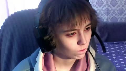 Snapshot of leigharedcross chatting on February 2026 06:20:02 AM Viola online show from February 2026 06:20:02 AM