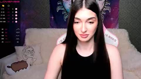 Leila online show from September 2025 03:03:02 PM