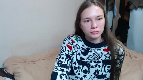 leila_bambi_ online show from December 2024 02:00:02 PM