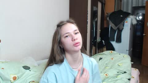 leila_bambi_ online show from December 2024 04:38:02 AM