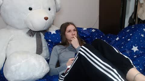 leila_bambi_ online show from January 2025 10:27:01 AM