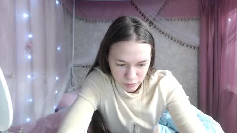 leila_bambi_ online show from December 2025 05:21:01 PM