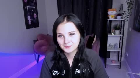 Snapshot of leila_xxbaby chatting on September 2025 12:19:01 PM Leila online show from September 2025 12:19:01 PM