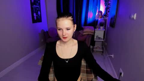 Snapshot of leila_xxbaby chatting on October 2025 05:39:02 AM Leila online show from October 2025 05:39:02 AM