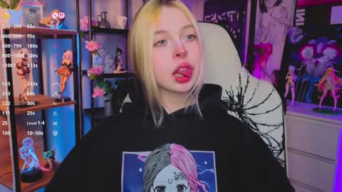 Leila online show from November 2025 04:09:01 PM