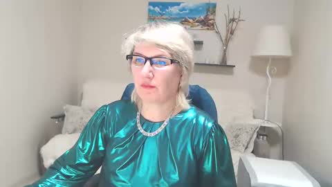 Leila Kinky online show from March 2025 06:52:02 AM