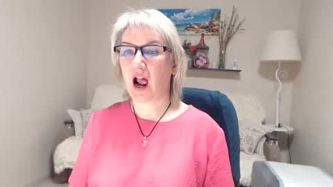 Leila Kinky online show from March 2026 07:01:01 AM