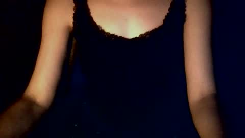 LeilaMeow97 online show from October 2025 10:51:02 PM