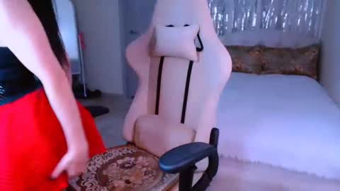 Snapshot of leilamurray chatting on March 2025 02:29:02 PM leilamurray online show from March 2025 02:29:02 PM