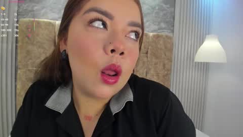 Snapshot of leilapons chatting on January 2026 05:39:01 PM leilapons online show from January 2026 05:39:01 PM