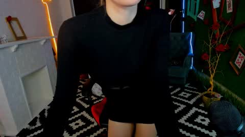 Leila Rai online show from March 2025 04:30:02 PM