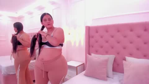 Snapshot of leily_asss chatting on July 2026 10:15:02 PM leily_asss online show from July 2026 10:15:02 PM