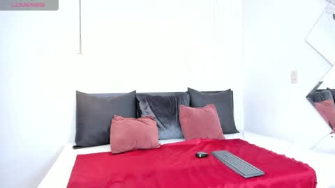 Leily online show from April 2026 10:12:01 PM