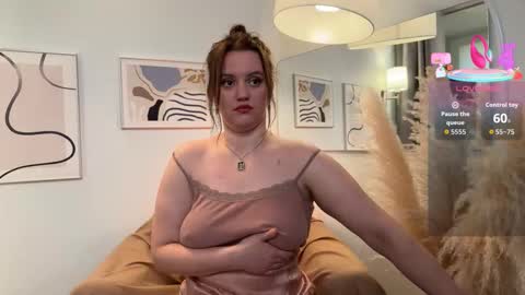 Lela online show from October 2025 01:45:02 PM