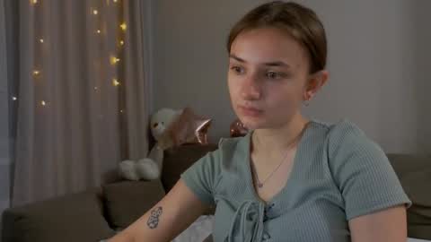 Snapshot of lelia_vibe chatting on June 2026 10:24:02 PM Lelia online show from June 2026 10:24:02 PM