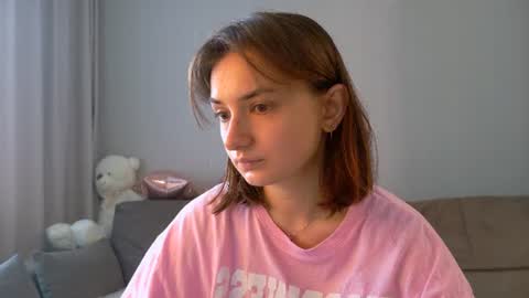 Snapshot of lelia_vibe chatting on July 2026 02:40:01 AM Lelia online show from July 2026 02:40:01 AM