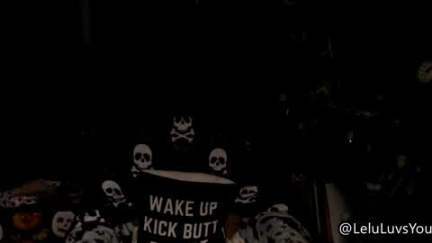 Lelu Fallas online show from November 2025 05:42:01 AM